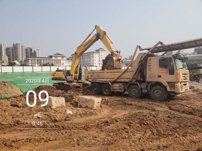 深华快速路—福龙路立交工程(一期)项目2020年4月9日施工简报